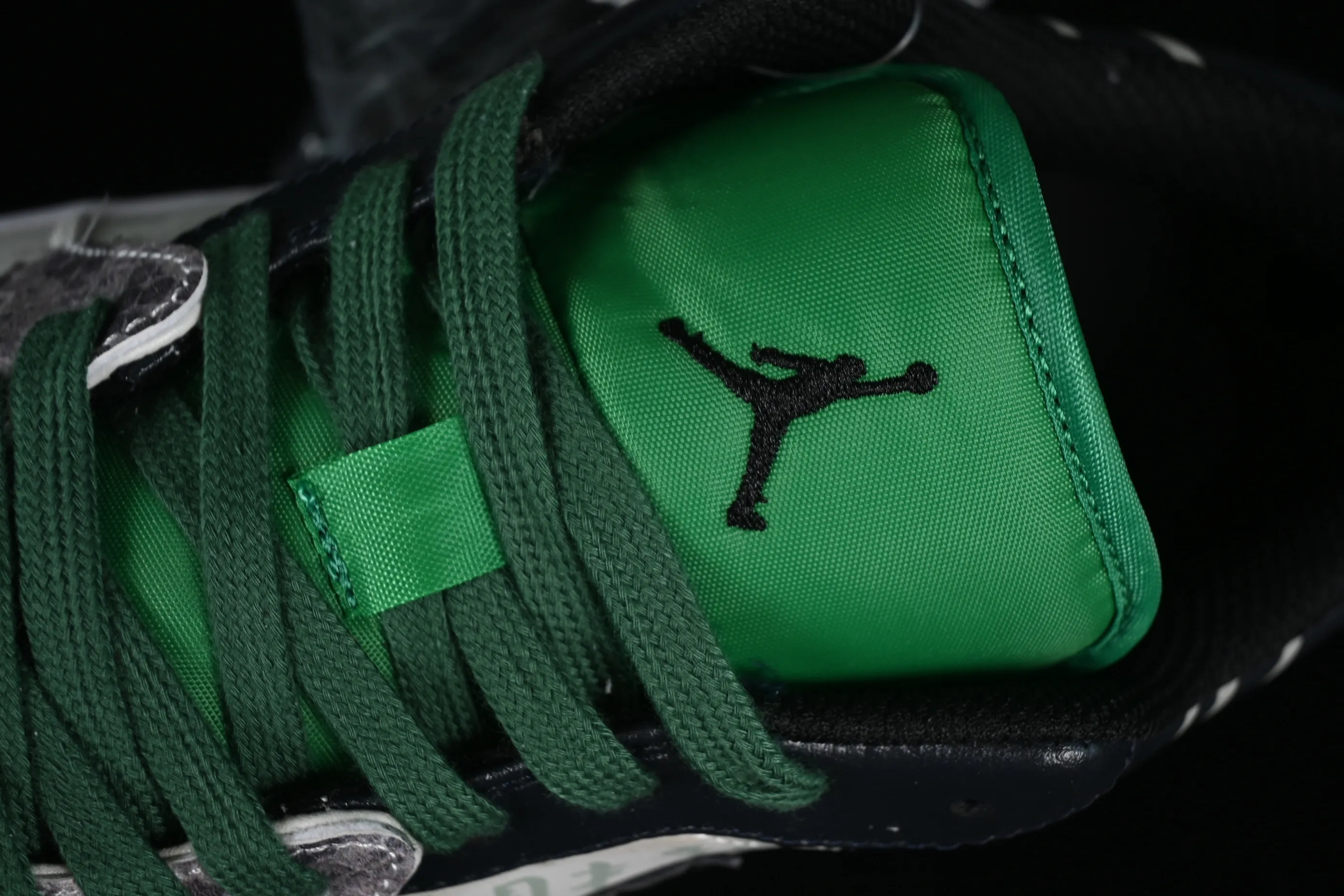 All categories Air Jordan Jordan series basketball shoes Air Jordan 1 Low Air Jordan 1 Low AJ1 Joe 1 CNY Year of the Dragon limited edition Youlong Zeling low-top cultural retro basketball shoes 553558-065